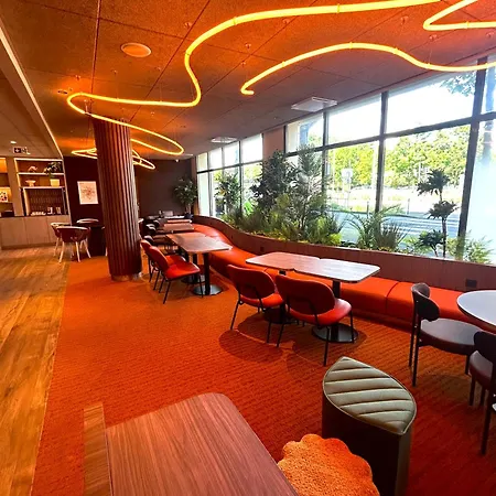Novotel Ferrand Polydome Hotel